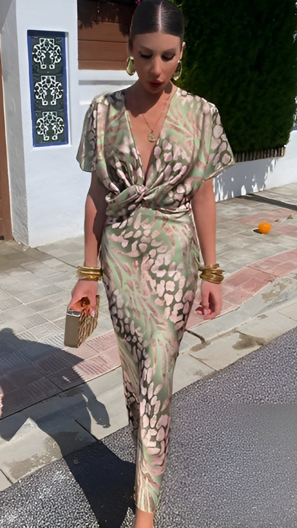 Colette™ - Vridet Lång Sommarklänning med V-ringning