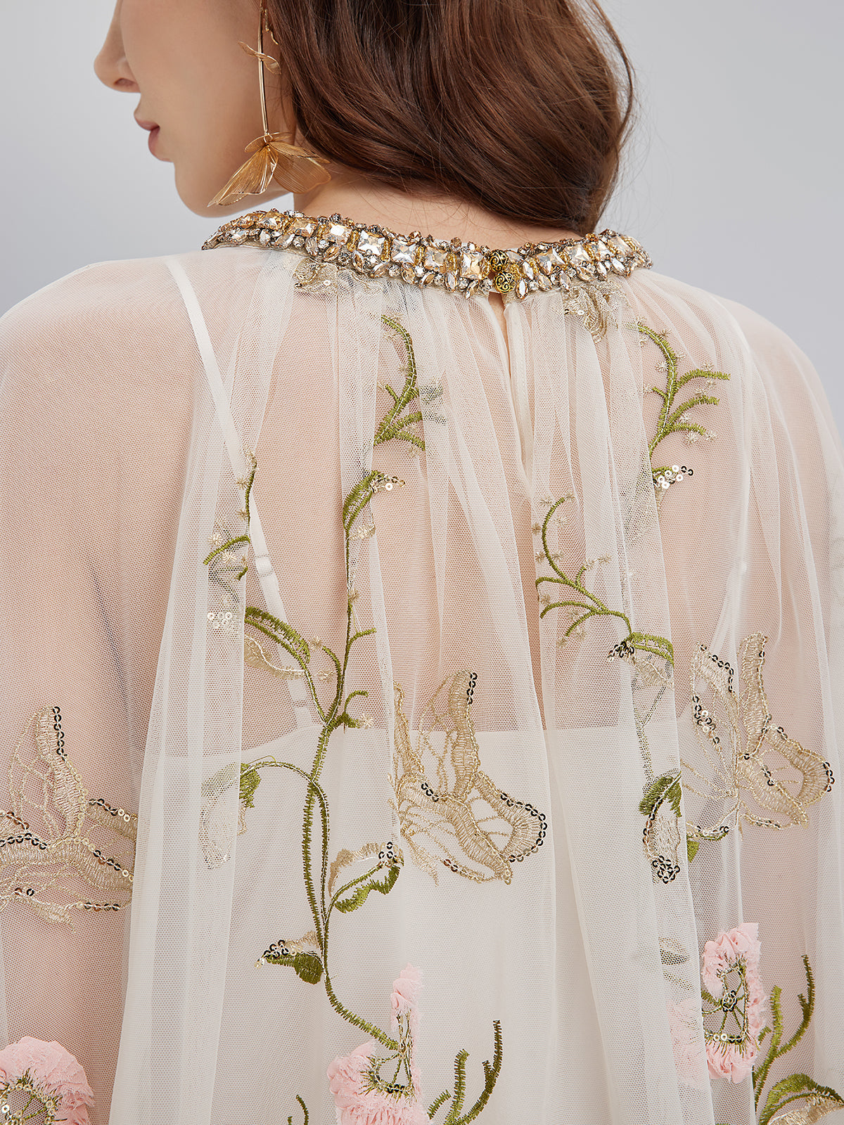 Elisa™ | 3D-klänning med blomstermotiv, paljetter och plisseringar