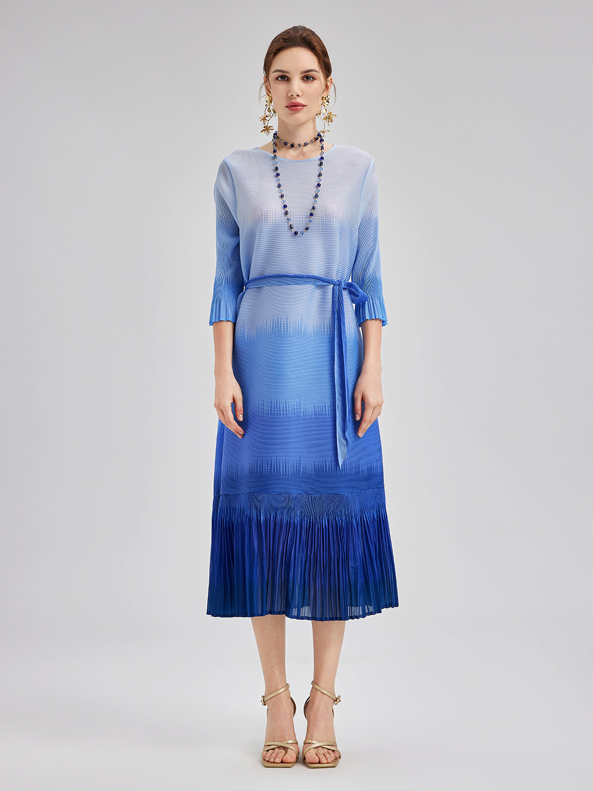 Sophie™ | Vacker klänning i ombre-design med plisseringar