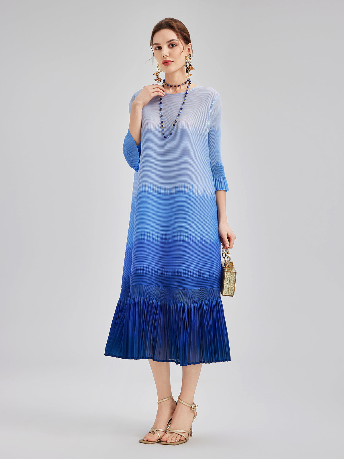 Sophie™ | Vacker klänning i ombre-design med plisseringar