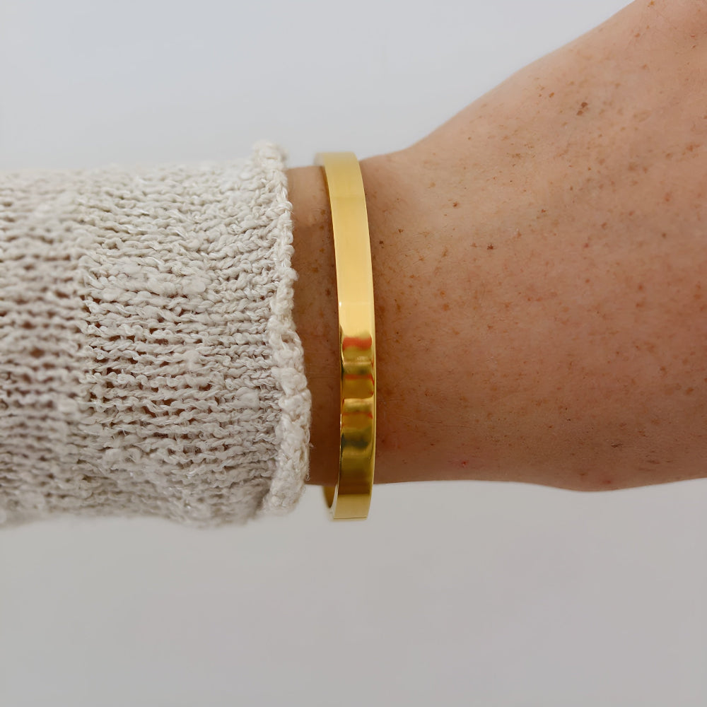 Eva™ | Minimalistiskt Guldarmband